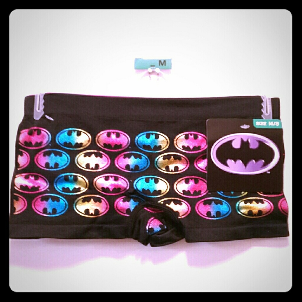 3/$20 BatGirl Batman 2-pk Girls M Hip Boyshort Underwear